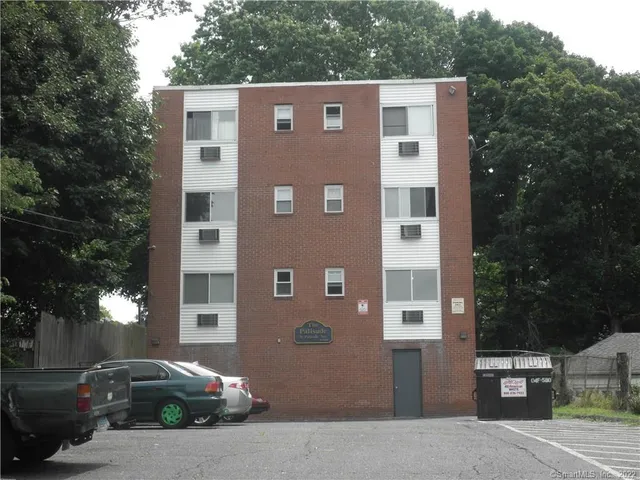 $1,395 | 76 Palisade Avenue, Unit B3, Bridgeport, CT 06610