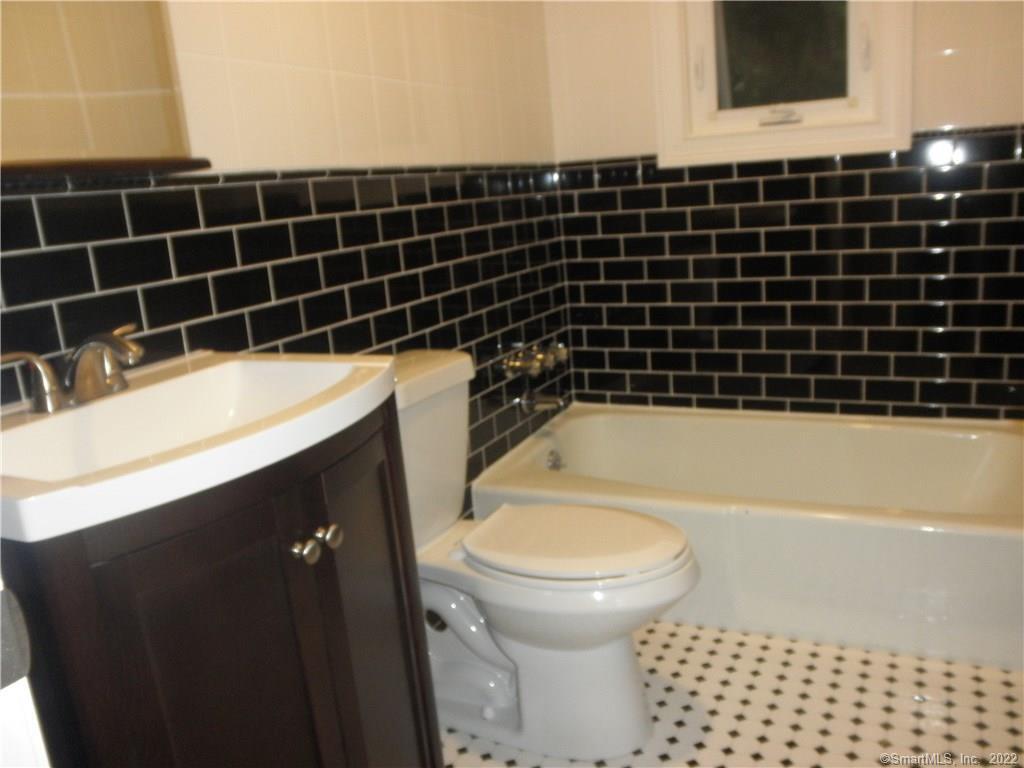 76 Palisade Avenue, Unit B3 Bridgeport, CT 06610 - Photo 7 of 14