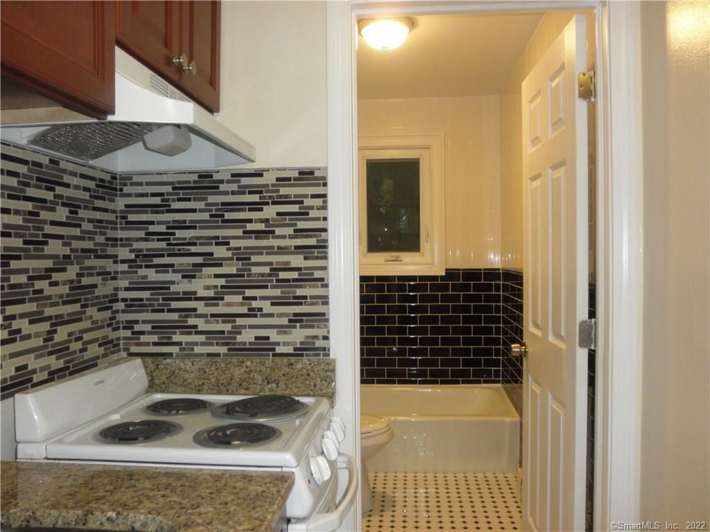 76 Palisade Avenue, Unit B3 Bridgeport, CT 06610 - Photo 9 of 14