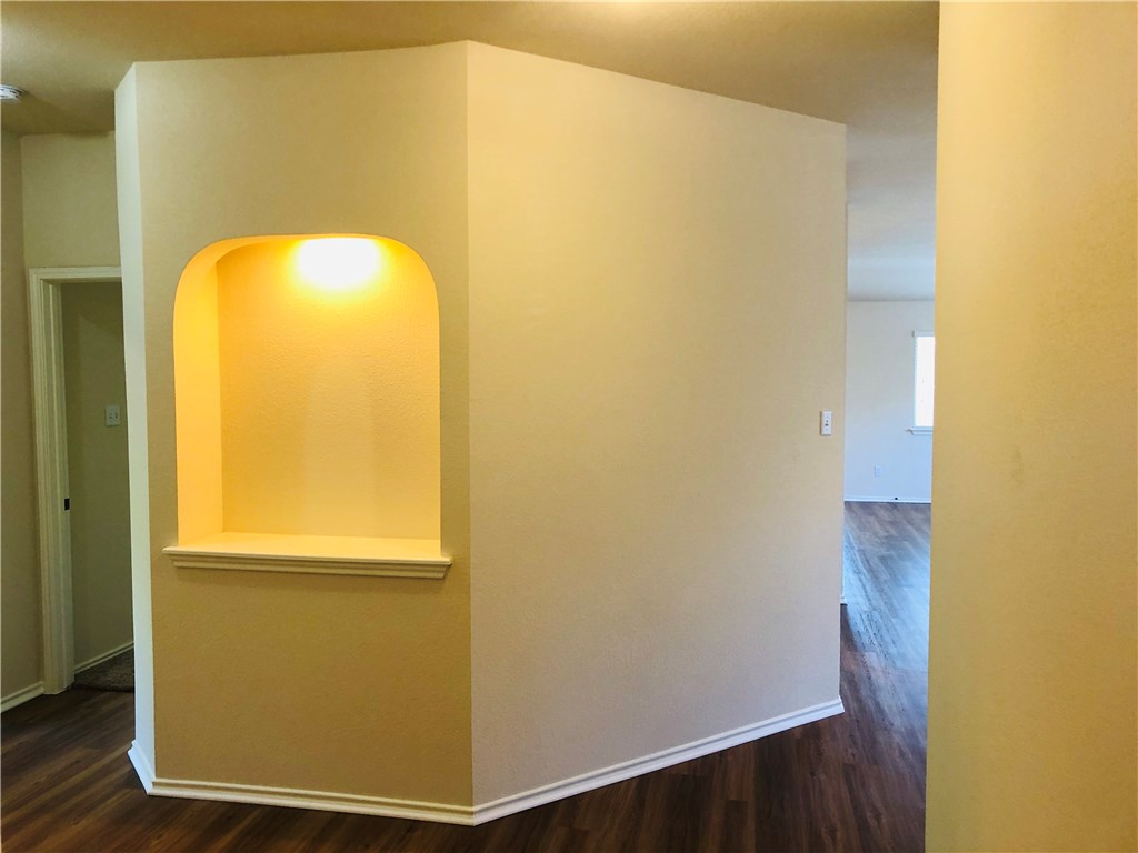 2317 Butler Way Round Rock, TX 78665 - Photo 4 of 27