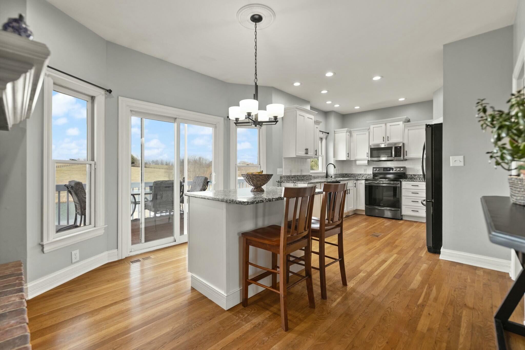 3714 Wades Mill Road Winchester, KY 40391 - Photo 10 of 79 Kitchen