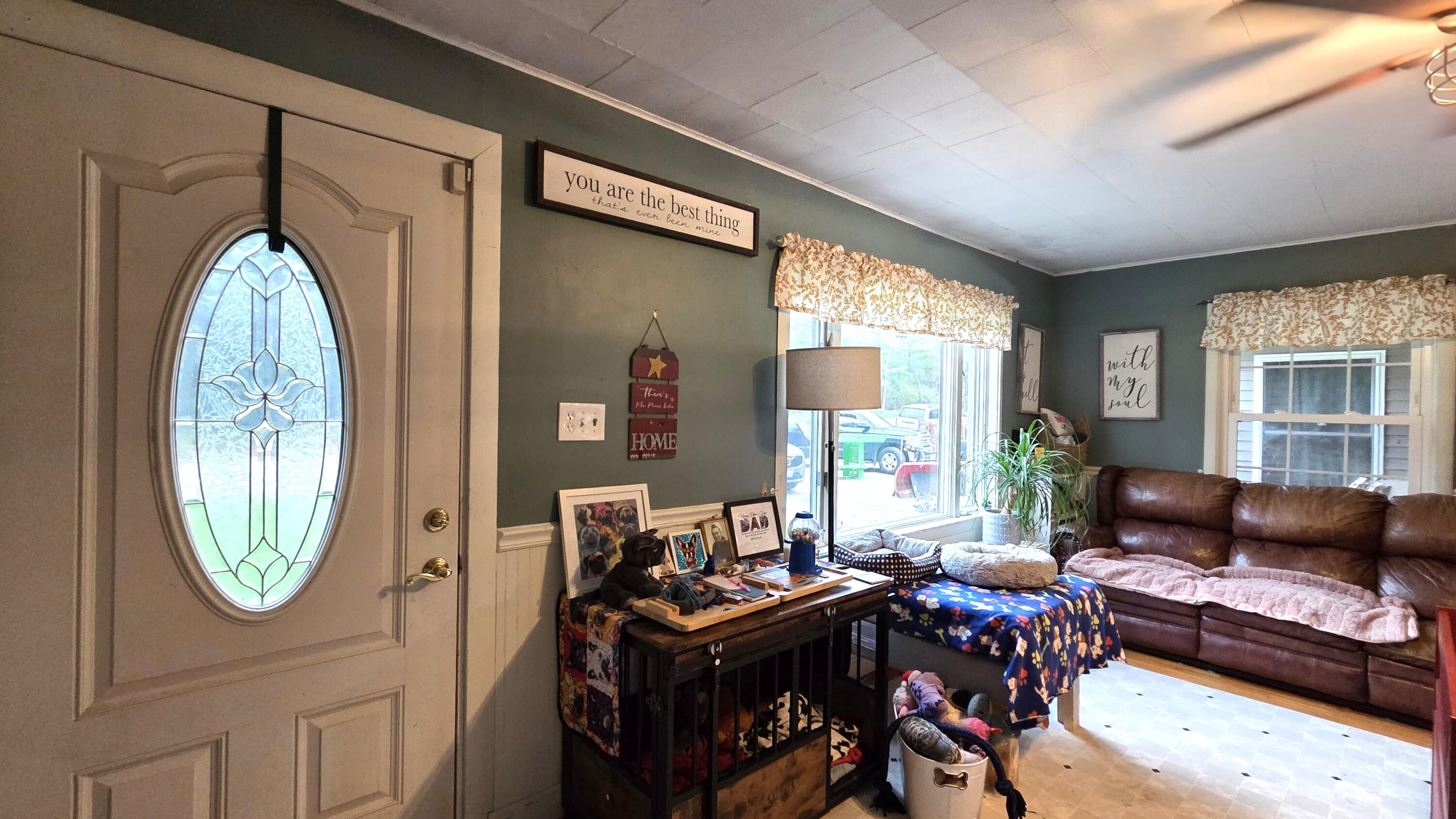 2670 Bennoch Road Old Town, ME 04468 - Photo 47 of 59 Living room