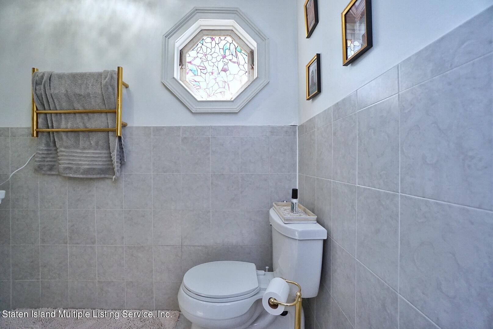 192 Bathgate Street Staten Island, NY 10312 - Photo 28 of 33 Photo May 09, 7 16 18 PM