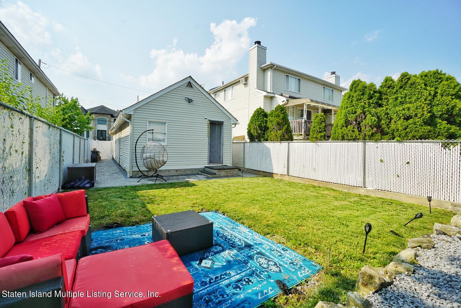 192 Bathgate Street Staten Island, NY 10312 - Photo 32 of 33 yard