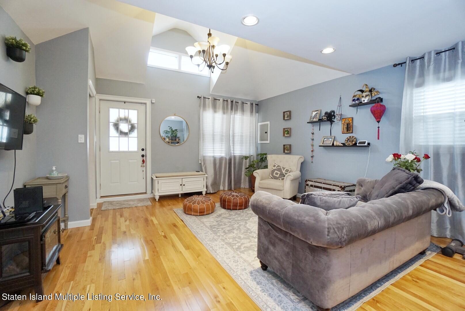 192 Bathgate Street Staten Island, NY 10312 - Photo 7 of 33 Photo May 09, 7 10 16 PM