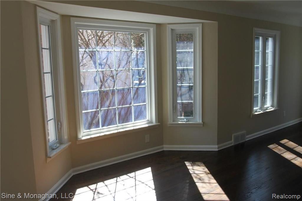 65 Moross Road Grosse Pointe Farms, MI 48236 - Photo 7 of 35