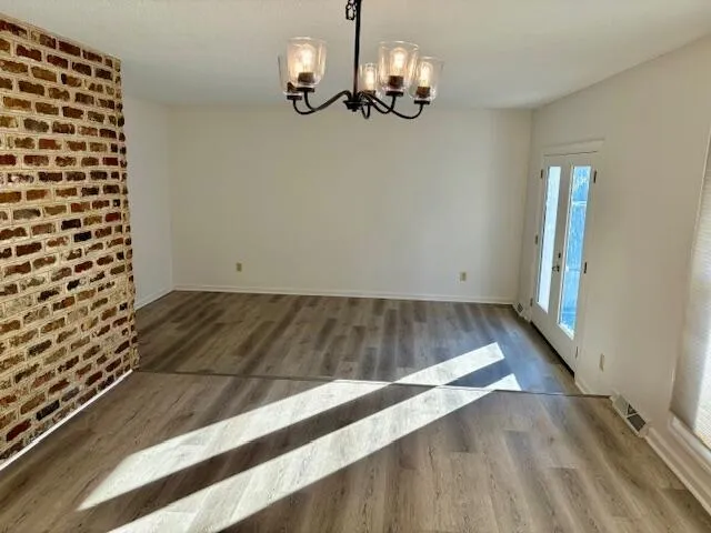 $3,500 | 675 Ayers Drive, Charleston, SC 29412