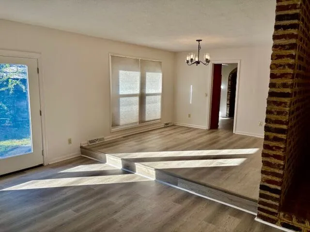 $3,500 | 675 Ayers Drive, Charleston, SC 29412