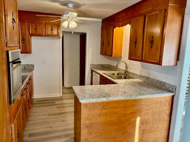 $3,500 | 675 Ayers Drive, Charleston, SC 29412