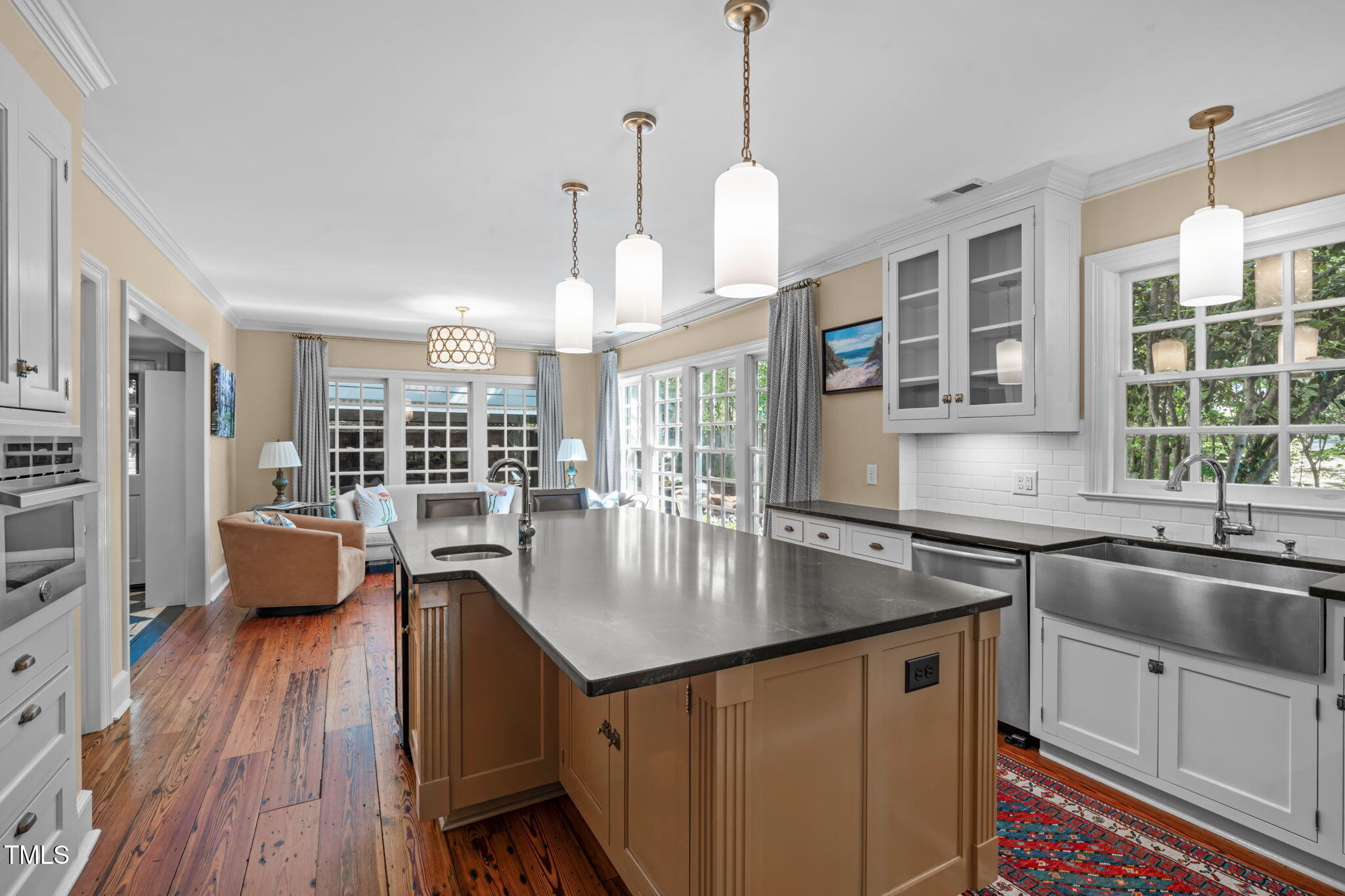 2704 Fairview Road Raleigh, NC 27608 - Photo 3 of 78 A-19