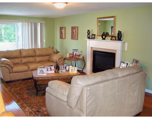 19 Rivers Edge Place Methuen, MA 01844 - Photo 3 of 27 Gallery Image 3