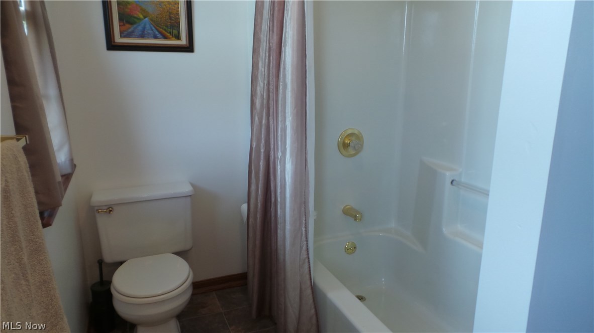 9364 Read Road Cambridge, OH 43725 - Photo 17 of 33 Gallery Image 17