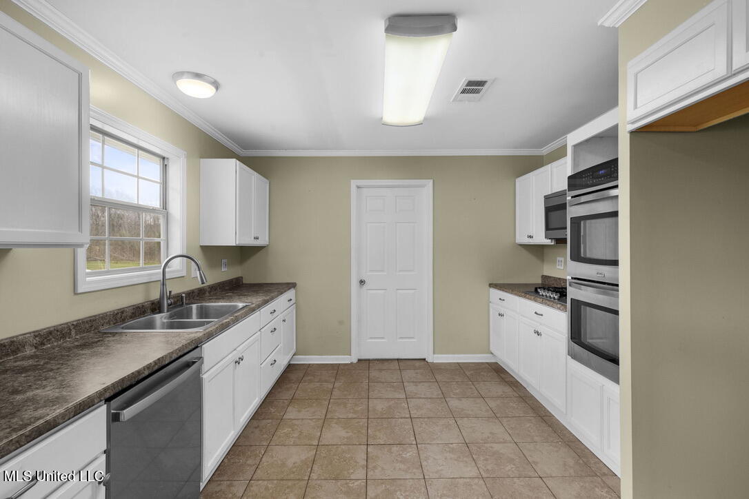 1144 Little Big Mound Road Bentonia, MS 39040 - Photo 15 of 34 7BCA3D96-C115-4DF5-8ADB-38EEB3AA9058_1_1