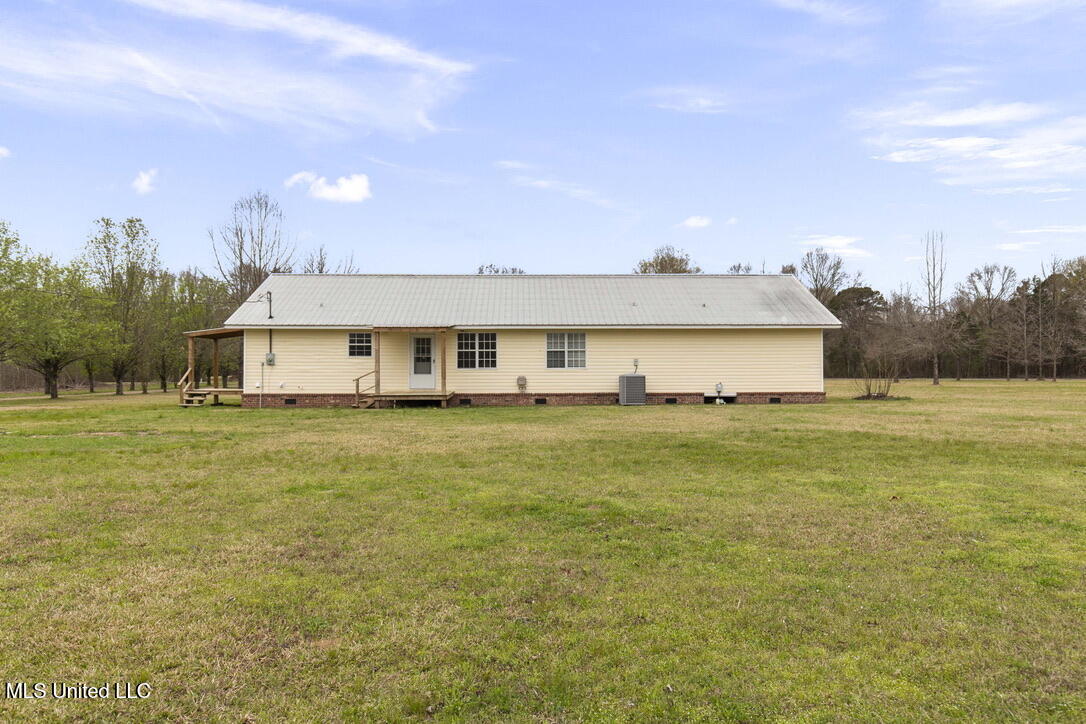 1144 Little Big Mound Road Bentonia, MS 39040 - Photo 27 of 34 8A2D5619-21D3-4573-94FB-21459361E764_1_1