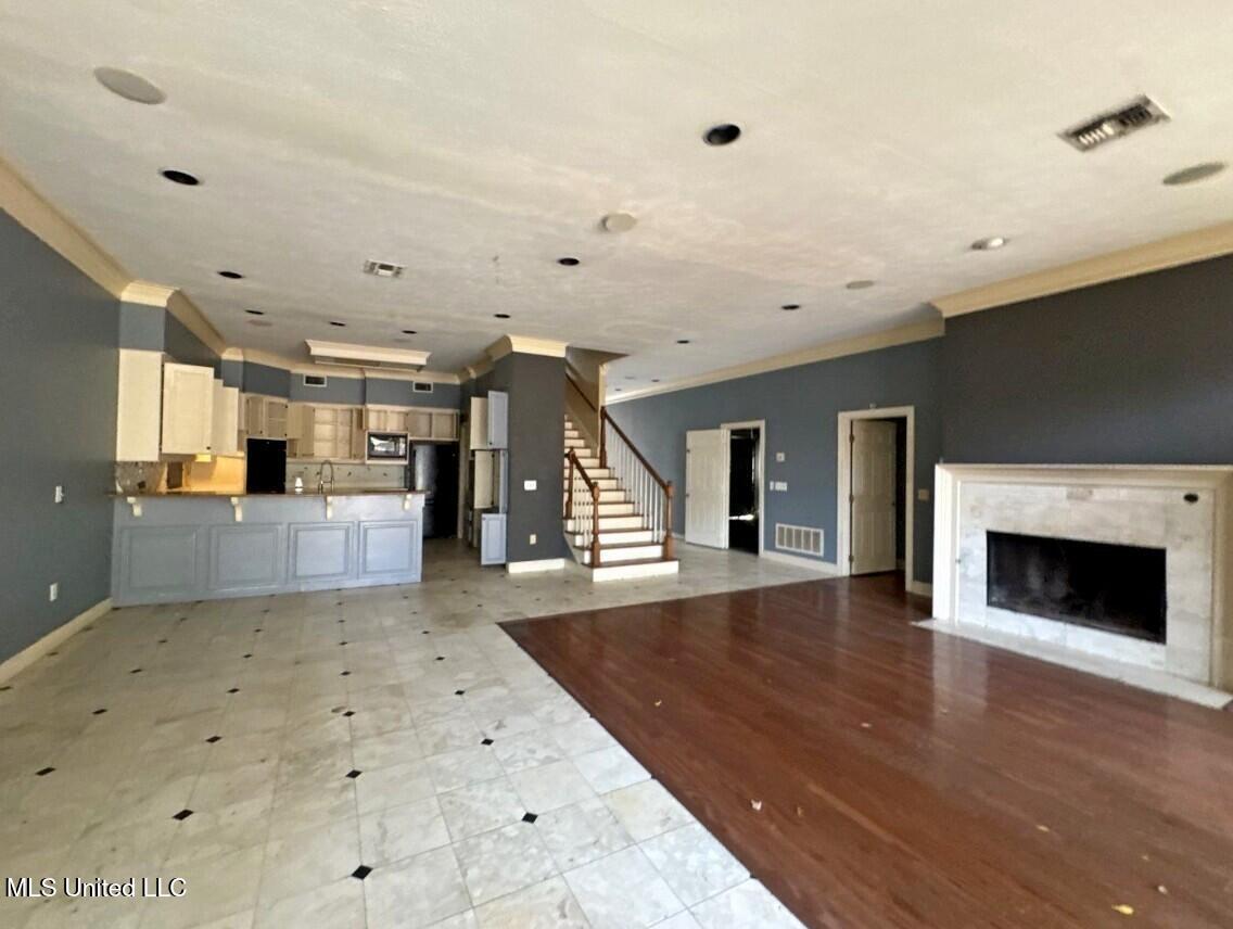 58 Robinwood Place Jackson, MS 39211 - Photo 4 of 14 8