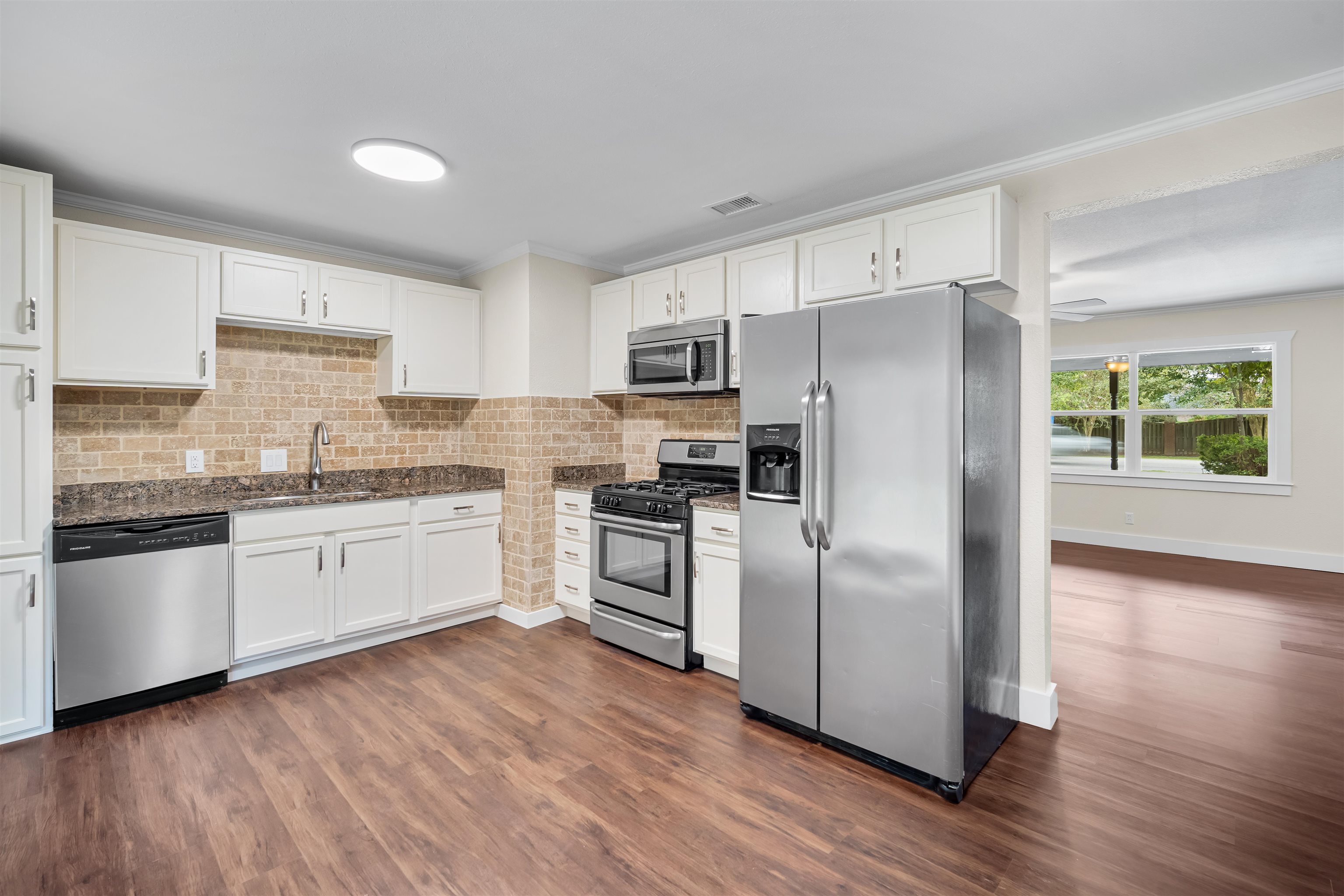 9149 County Road 64, Unit 64 Daphne, AL 36526 - Photo 10 of 24 Kitchen