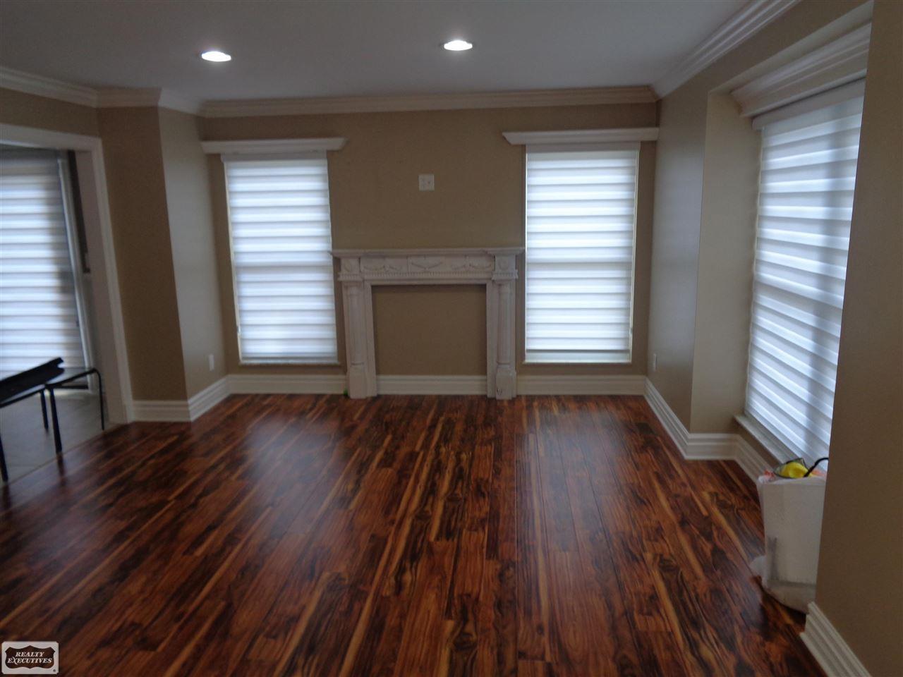 909 Lafayette Court Rochester, MI 48307 - Photo 9 of 44