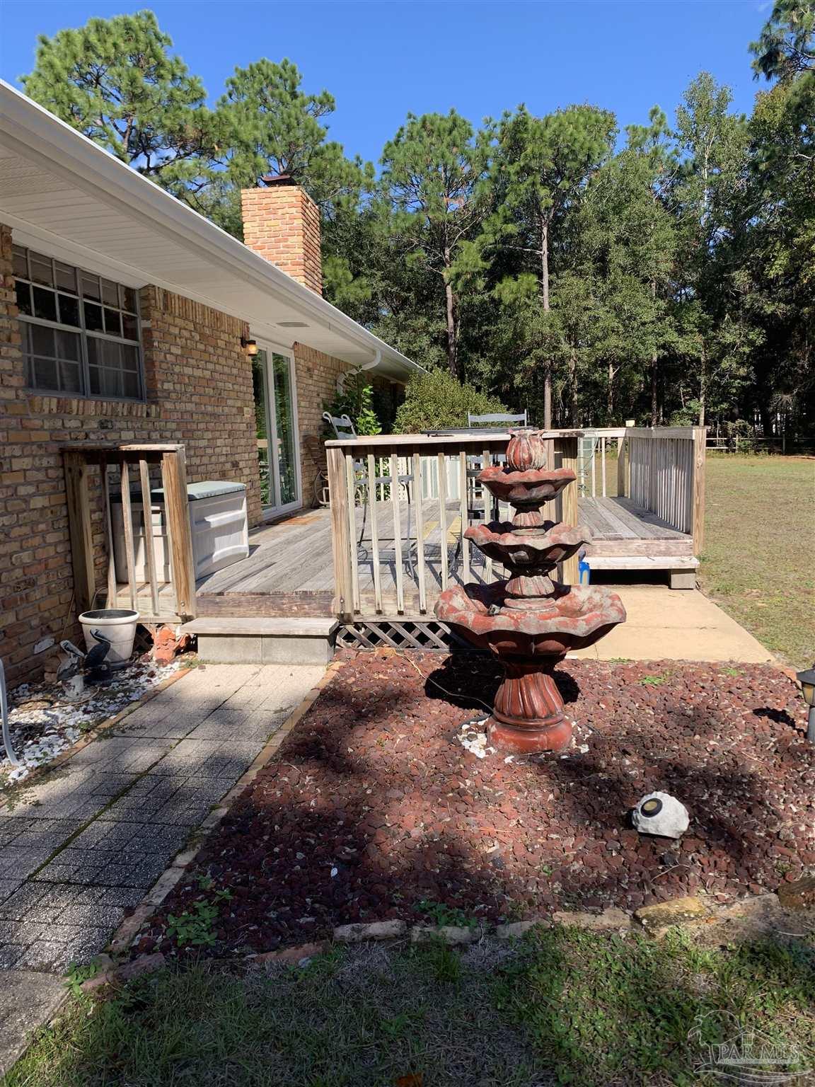 5716 Northrop Road Milton, FL 32570 - Photo 2 of 20 Gallery Image 2