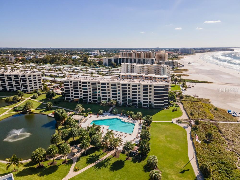 5770 Midnight Pass Road, Unit 605 Sarasota, FL 34242 - Photo 27 of 42 a view of a city