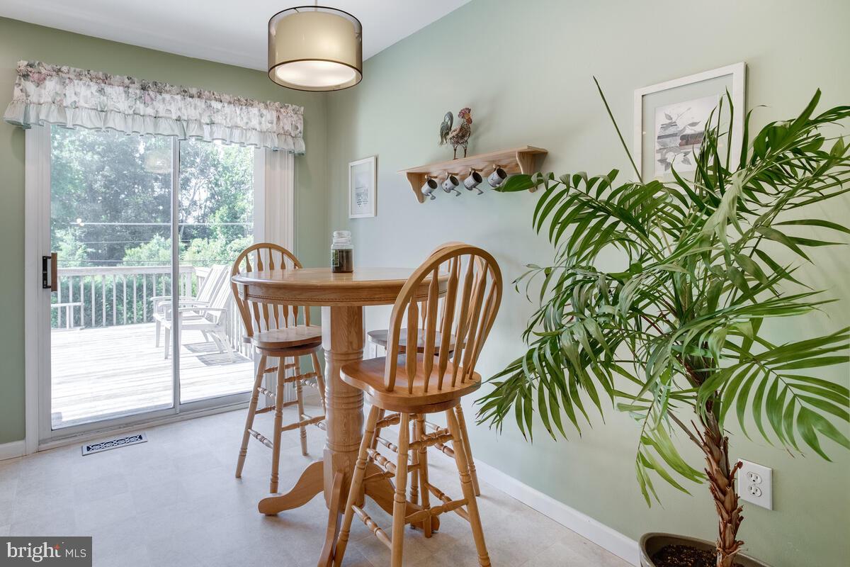1049 Springhill Way Gambrills, MD 21054 - Photo 11 of 43 Gallery Image 11