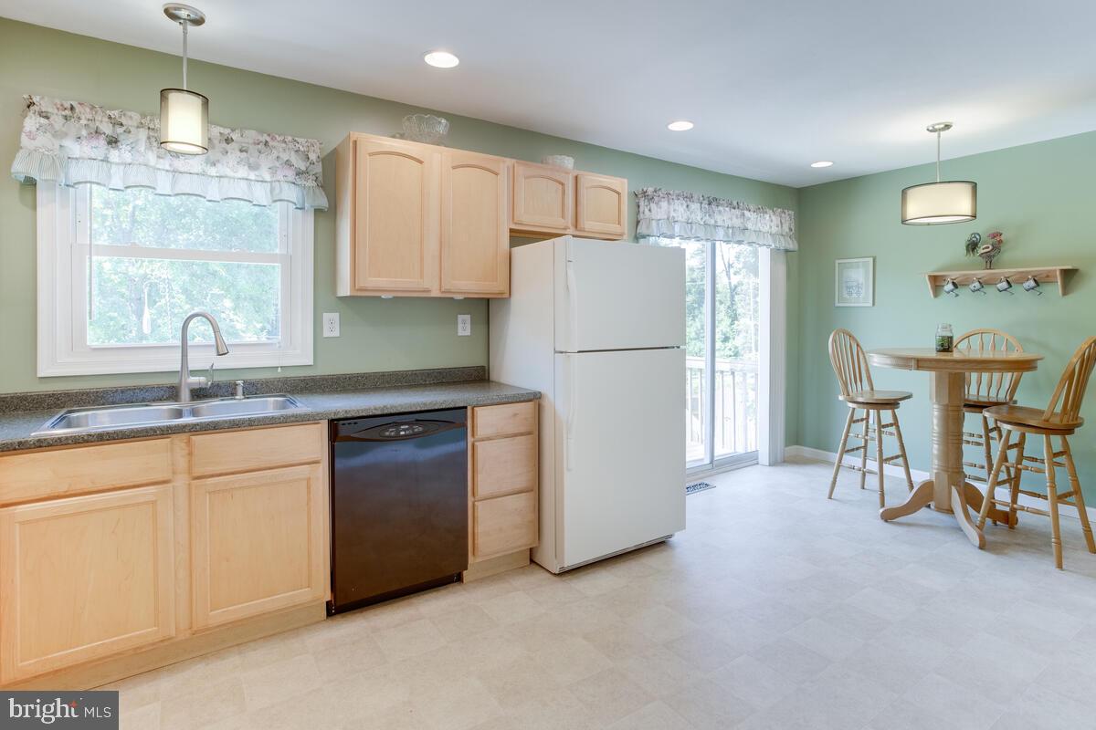 1049 Springhill Way Gambrills, MD 21054 - Photo 16 of 43 Gallery Image 16