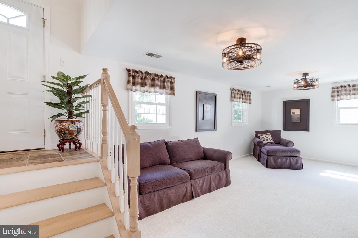 1049 Springhill Way Gambrills, MD 21054 - Photo 29 of 43 Gallery Image 29