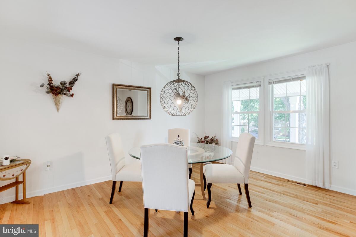 1049 Springhill Way Gambrills, MD 21054 - Photo 10 of 43 Gallery Image 10