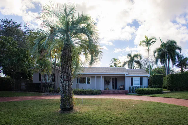 $14,000 | 210 Miramar Way, West Palm Beach, FL 33405