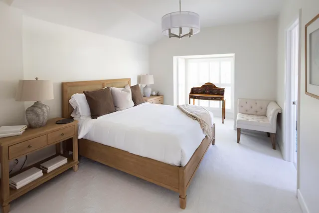 $14,000 | 210 Miramar Way, West Palm Beach, FL 33405