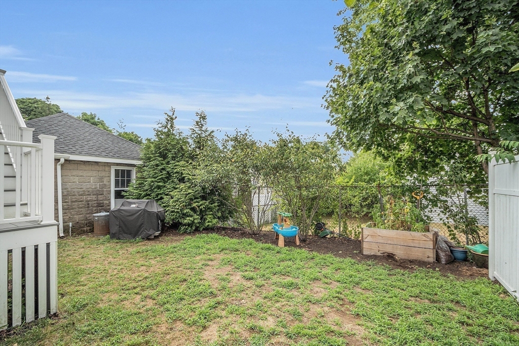 52-54 Webster Street, Unit 52 Arlington, MA 02474 - Photo 24 of 24