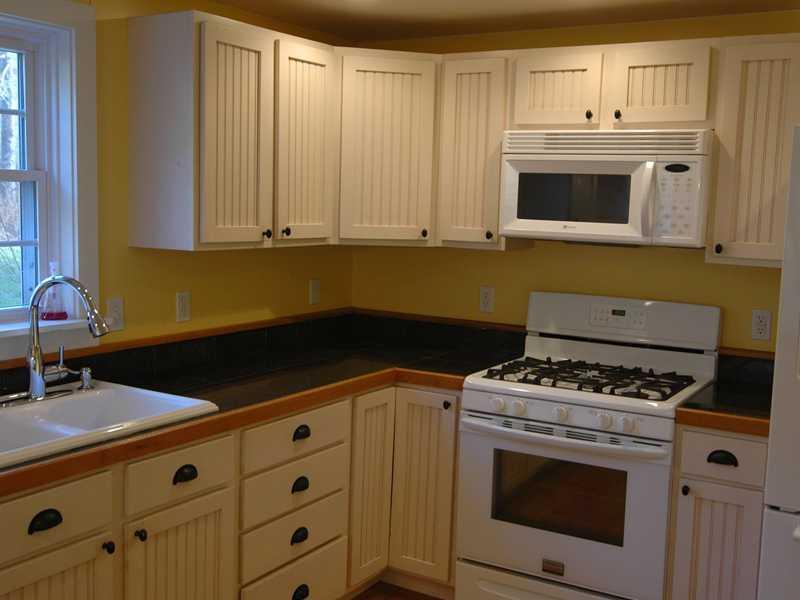 Kitchen. Updated kitchen.