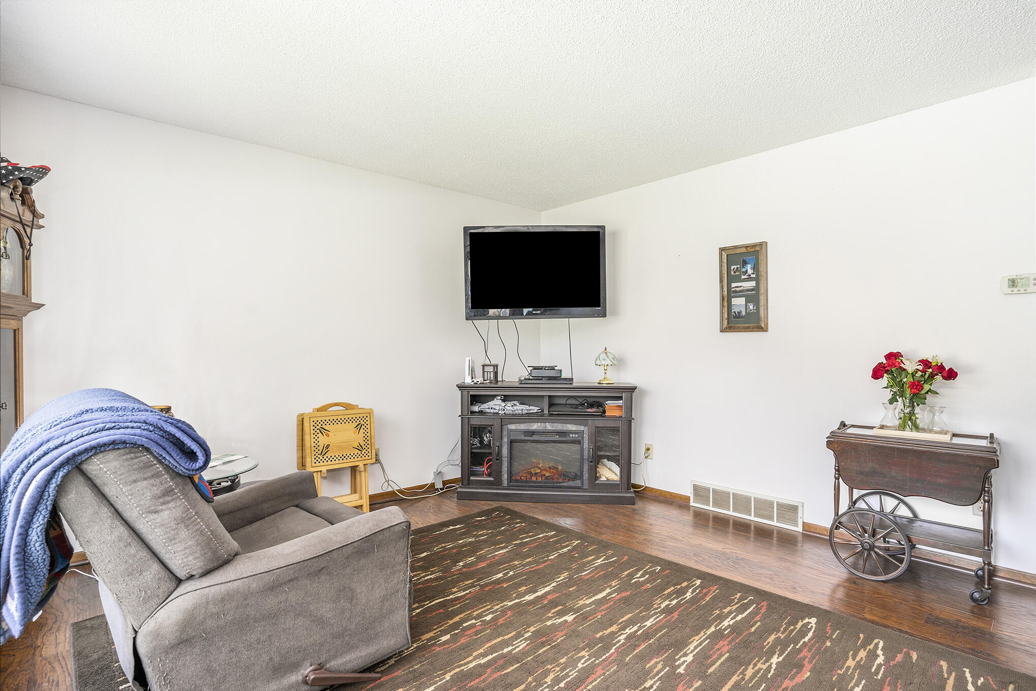 4561 Quarterline Road Muskegon, MI 49444 - Photo 8 of 27 DSC05954