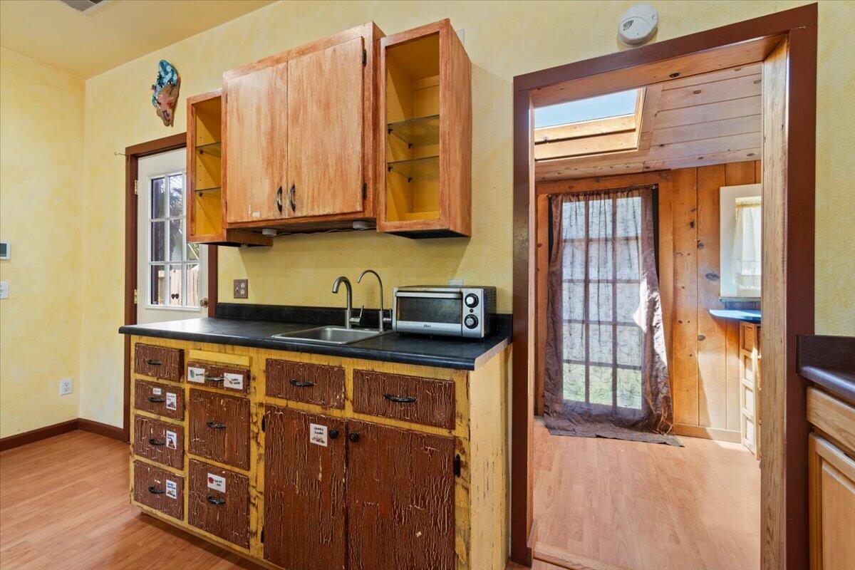 3245 West End Road Arcata, CA 95521 - Photo 10 of 28