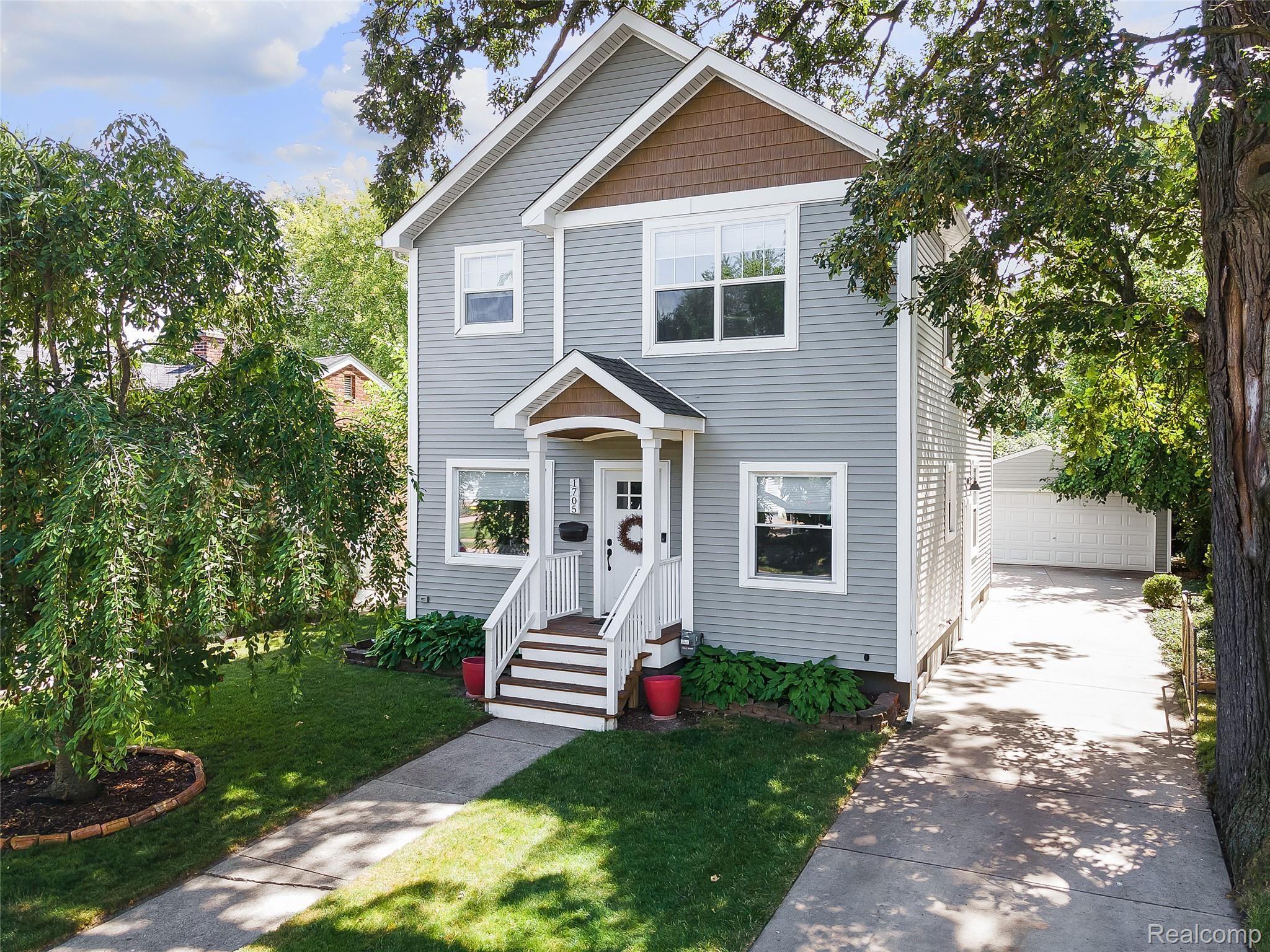 1705 Princeton Road Berkley, MI 48072 - Photo 1 of 33 1.jpg