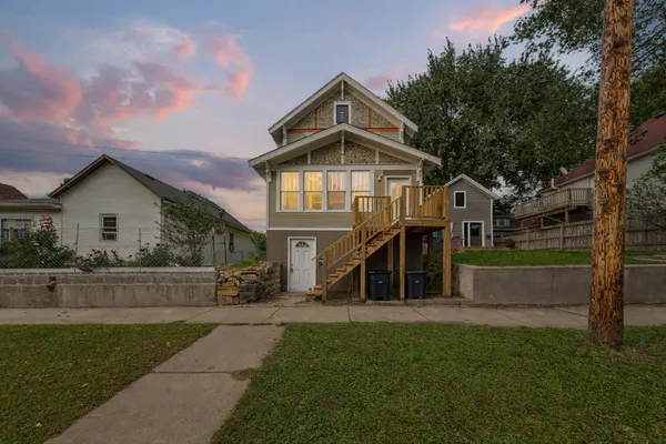 $180,000 | 322 East Vine Street, Mankato, MN 56001