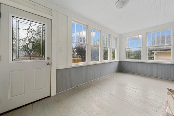 $180,000 | 322 East Vine Street, Mankato, MN 56001