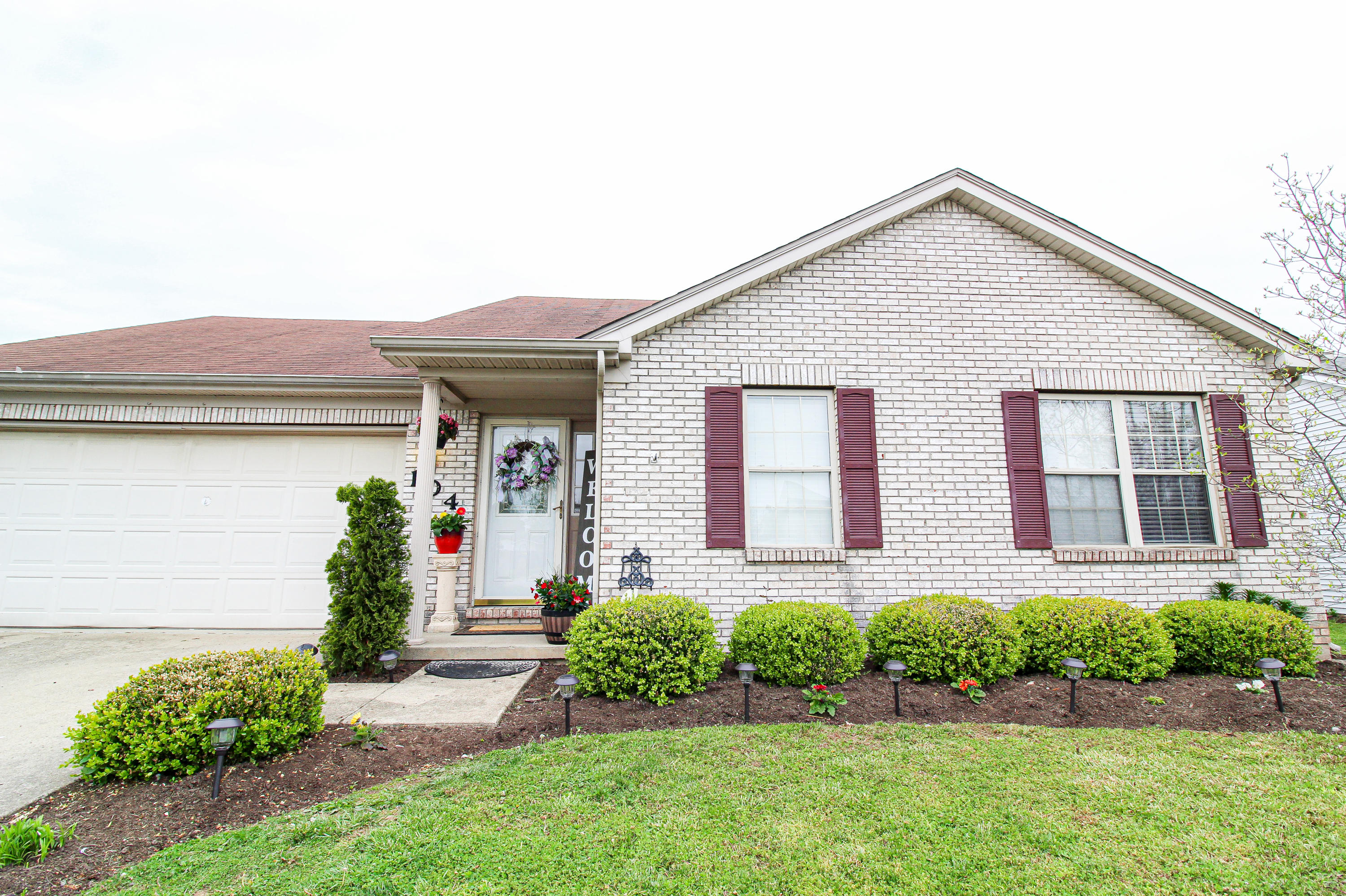 104 Charmac Road Versailles, KY 40383 - Photo 1 of 18 104 Charmac-18