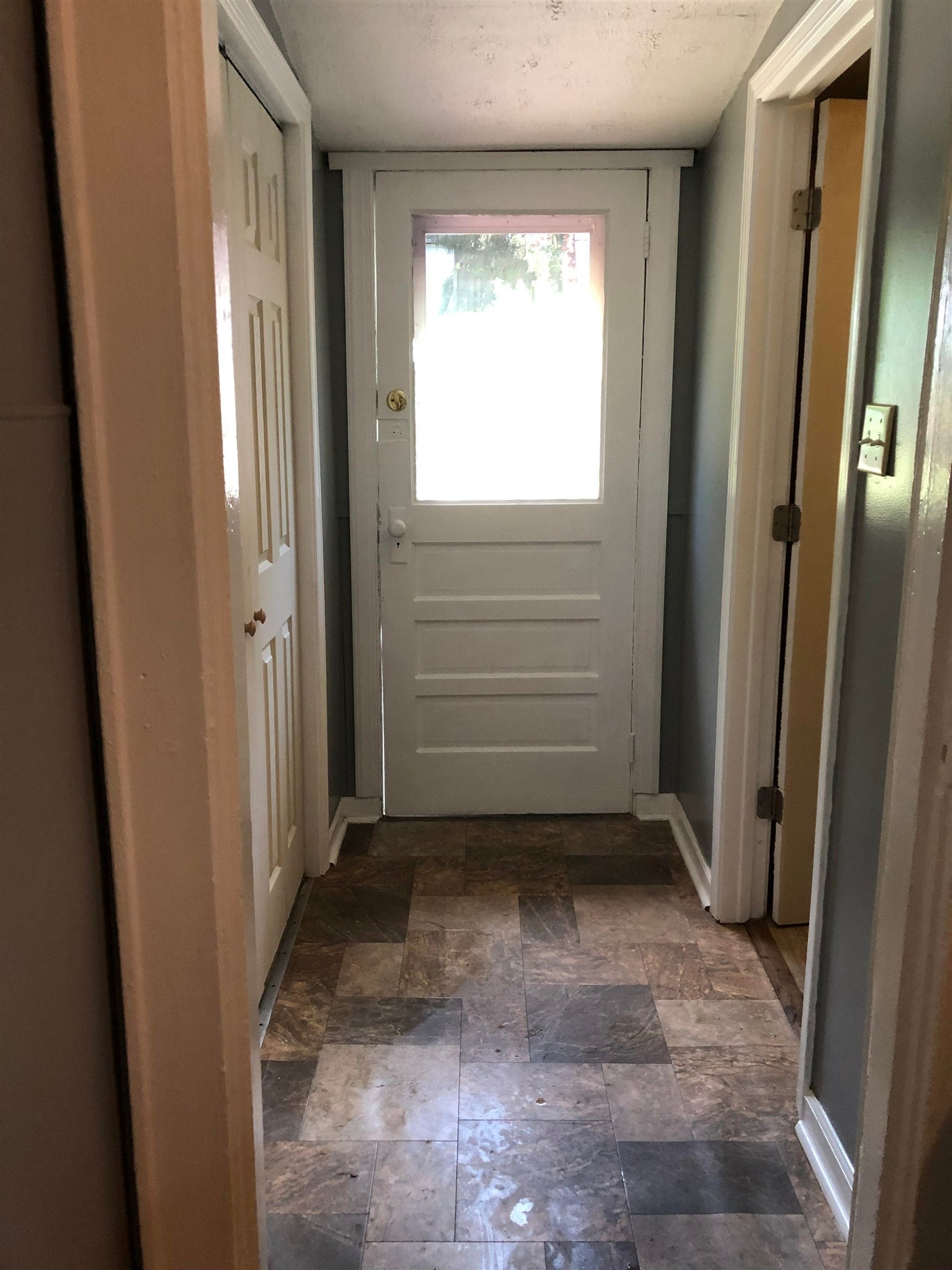 1826 Woodmont Road Huntington, WV 25705 - Photo 10 of 16 Gallery Image 10