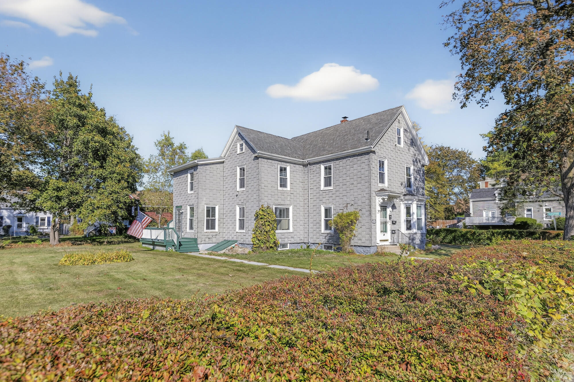 73 High Street South Portland, ME 04106 - Photo 2 of 28 20_73 High St._W5