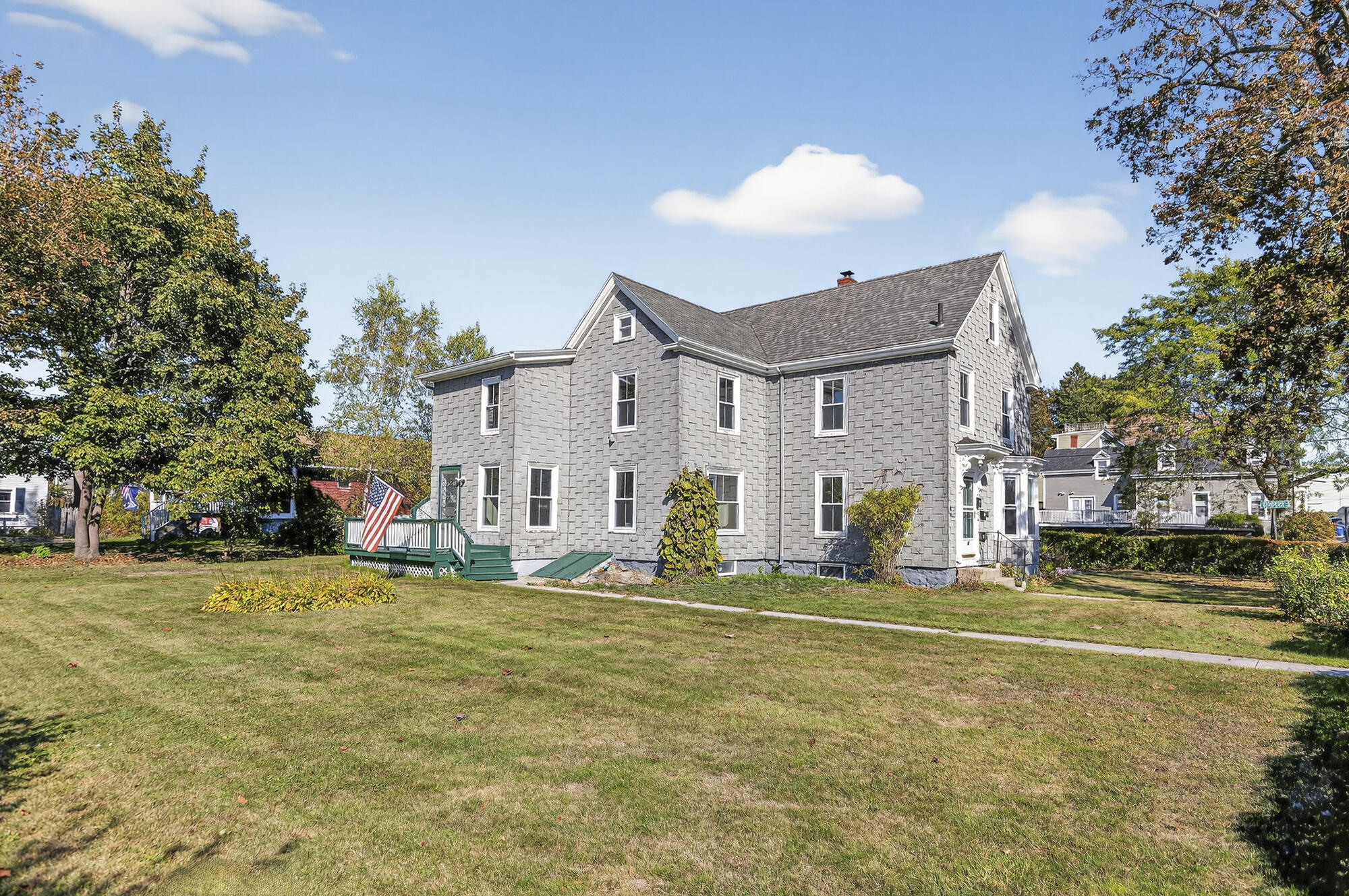 73 High Street South Portland, ME 04106 - Photo 5 of 28 23_73 High St._W5