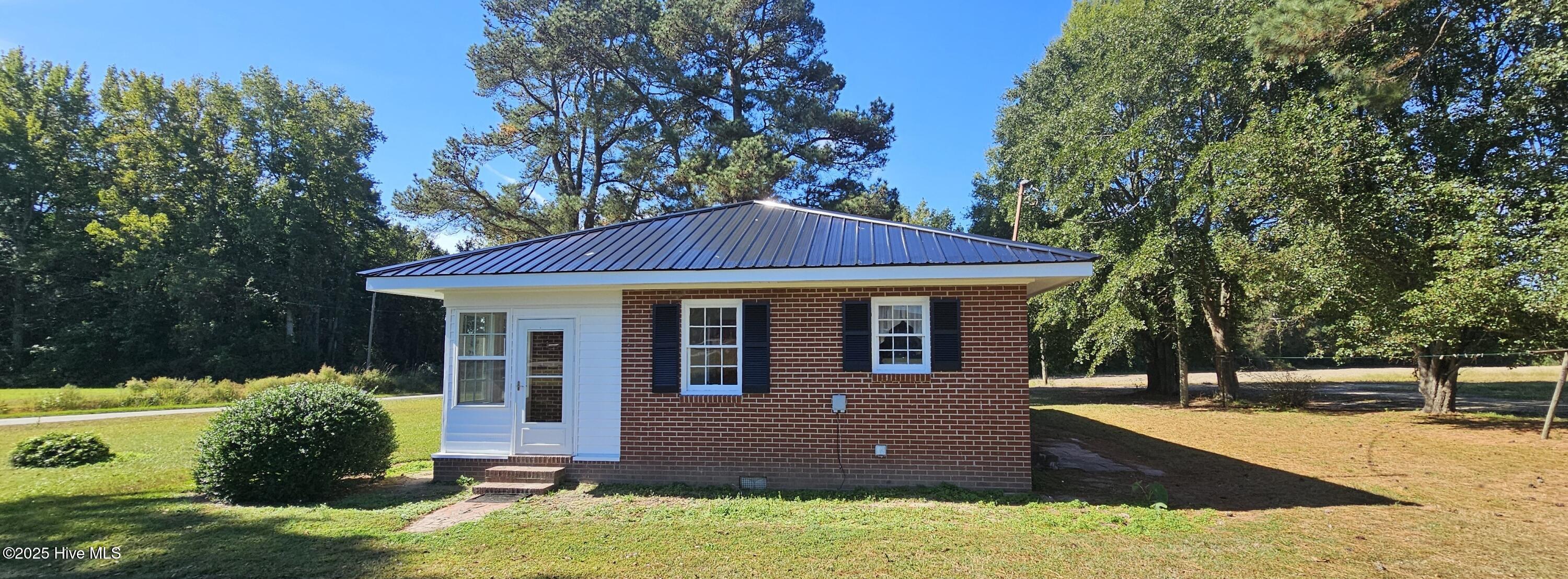 1122 Zion Church Road Conway, NC 27820 - Photo 30 of 32 View from Driveway