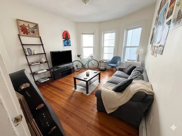 $3,475 | 68 Winchester Street, Unit 1, Medford, MA 02155