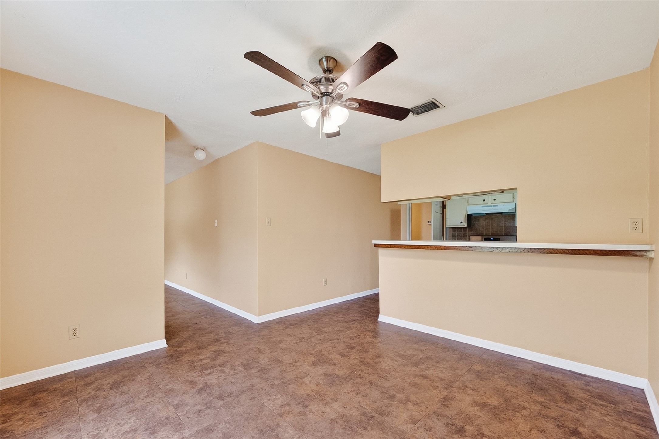 4826 Redfish Reef Drive Bacliff, TX 77518 - Photo 7 of 25 a house that has a window in it