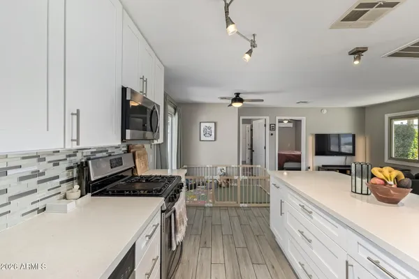 $379,000 | 720 East Carol Avenue, Phoenix, AZ 85020