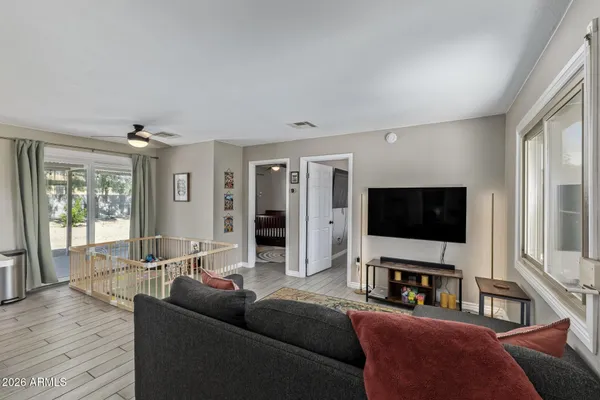 $379,000 | 720 East Carol Avenue, Phoenix, AZ 85020