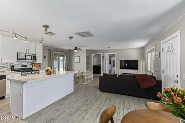 $379,000 | 720 East Carol Avenue, Phoenix, AZ 85020