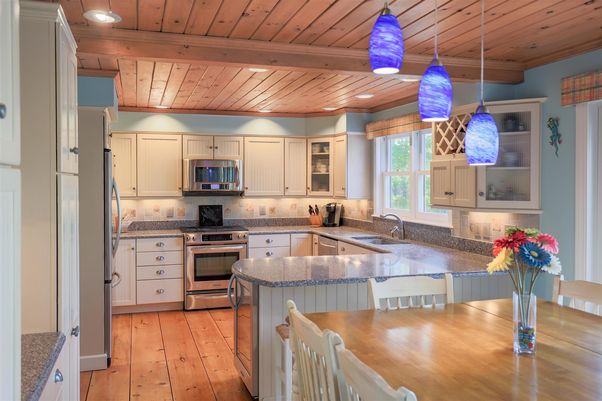 58 Blueberry Hill Road Meredith, NH 03253 - Photo 4 of 38