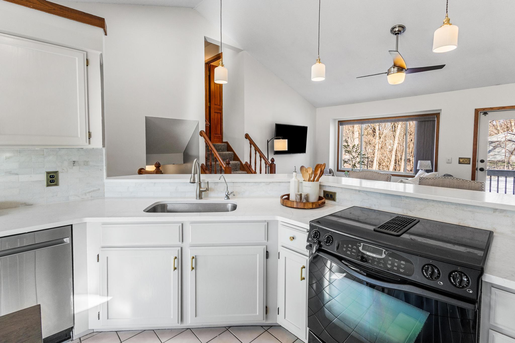 6340 Larch Lane North Maple Grove, MN 55369 - Photo 14 of 55