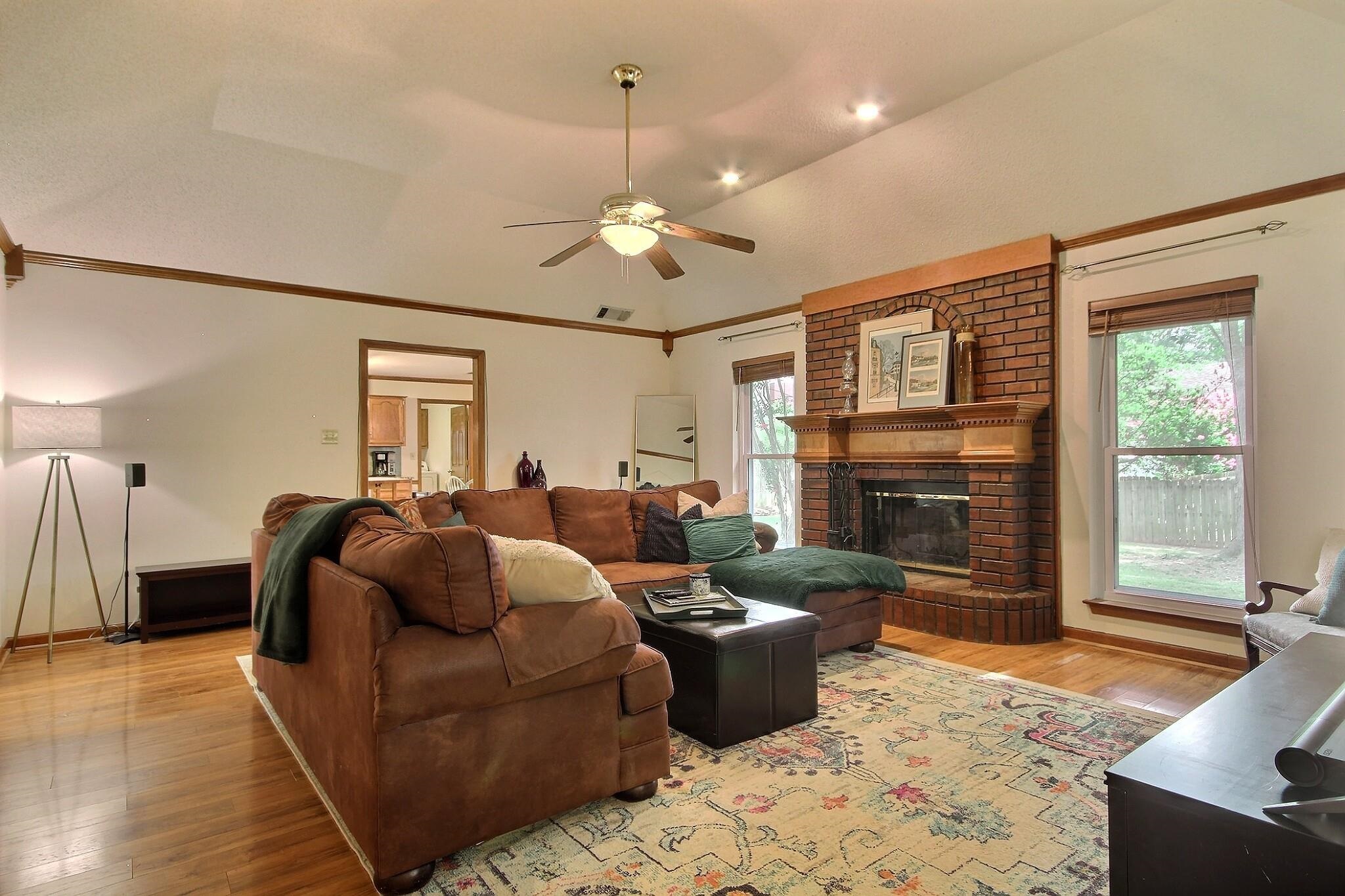 Gallery Image 7