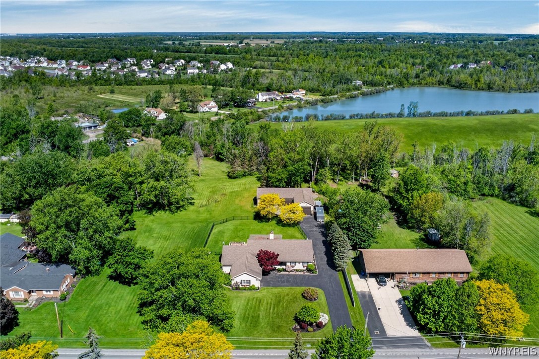 4119 Beach Ridge Road Pendleton, NY 14120 - Photo 2 of 50